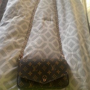 Small crossbody copy bag